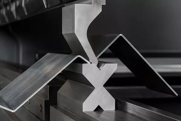 Гибка нержавеющей стали: как избежать брака и добиться точности