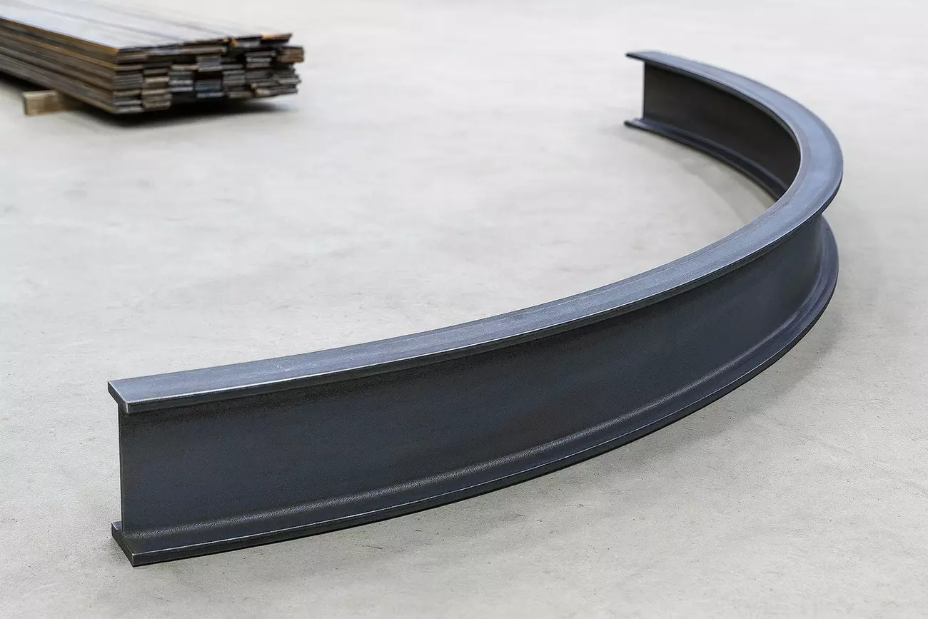 Гибка двутавровой балки: стабильная форма полок и стенки без брака